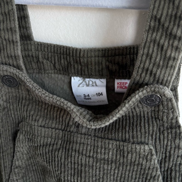 Zara Toddler Boys Corduroy Velvet Dark Green Overalls Size 4T - Picture 3 of 5